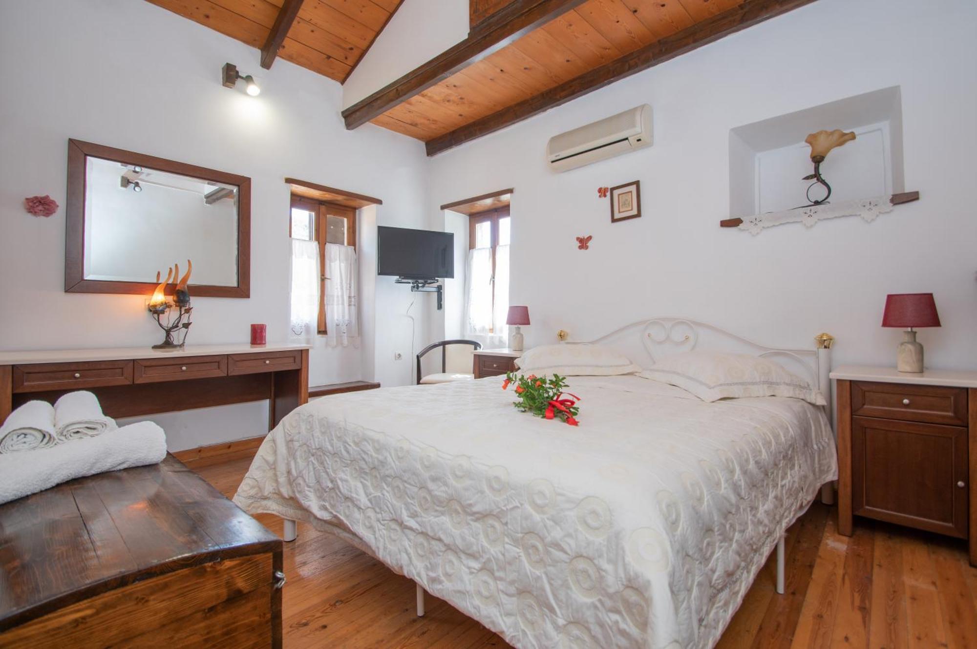 Gioia Traditional House Agios Nikolaos  Exterior photo